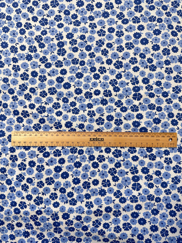 Vintage Fabric 1980s Lightly Brushed Cotton Blue Flowers on White 90cm Wide