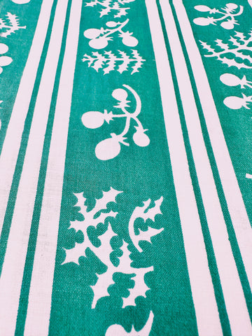 Vintage Fabric Light Weight Crispy Cotton 50s Berries & Leaves Green White 88cm Wide