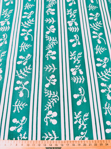 Vintage Fabric Light Weight Crispy Cotton 50s Berries & Leaves Green White 88cm Wide