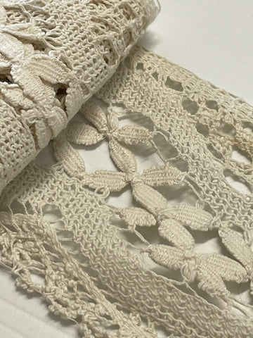 2m LEFT: Vintage Cream Intricate Lace Trim Wide 80mm