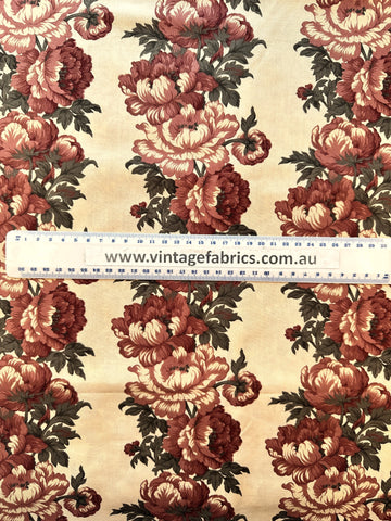REMNANT Modern Fabric 2010s Robyn Pandolph Rosehill Manor Moda Quilt Cotton 54cm x 33cm