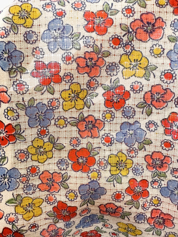 Vintage Fabric 1950s Fancy Weave Light Weight Cotton w/ Pretty Bright Floral 86cm Wide