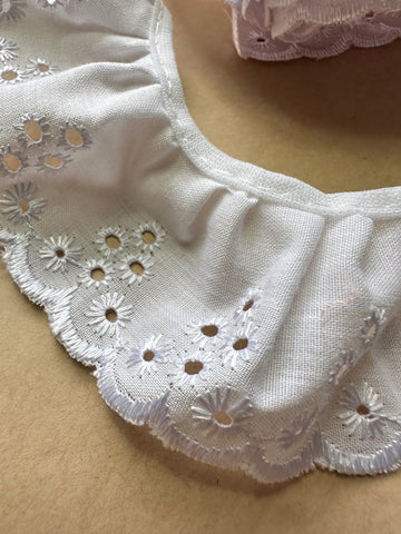 1.5m LEFT: Modern Gathered Lace Trim White Broderie Anglaise 45mm Wide