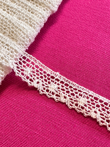 Vintage Lace Trim Mid-Century Made in England Off-White Delicate Spotty Border 4mm Wide
