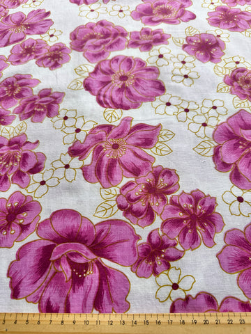 3.5m LEFT: Vintage Fabric Cotton Sheeting 1970s Retro Bright Pink Tropical Floral 150cm Wide