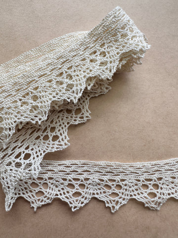 1m LEFT: Vintage Woven Cream Crochet Lace Trim Handmade? 30mm
