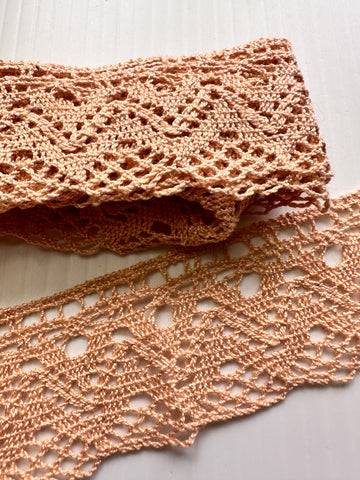 1m LEFT: Vintage Woven Pale Peach Crochet Lace Trim Handmade? 40mm