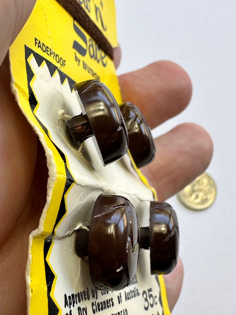 Beautron Chocolate 15mm Buttons on Original Card