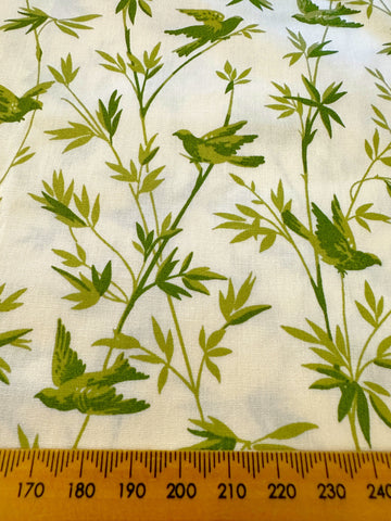 LAST PIECE Modern Fabric Quilt Cotton 2012 Donna Wilder Fabric Traditions Green Birds Foliage 112cm x 50cm