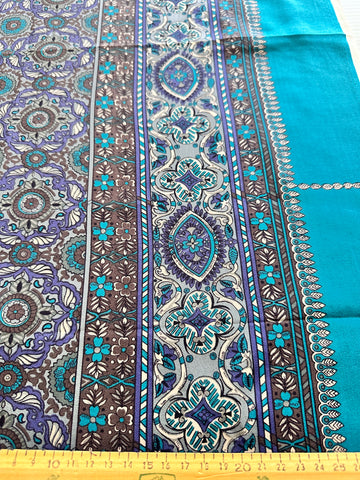 ONE REMNANT ONLY : Vintage? Modern? Fabric de Marco California Apparel Wool Blend Ornate Turquoise Border Print 112cm x 76cm