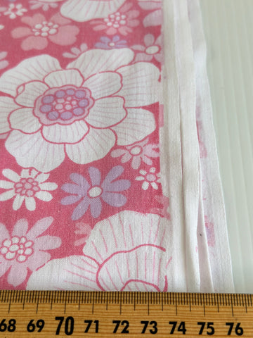 1m LEFT: Vintage 1970s Cotton Sheeting w/ Pink Lavender Retro Floral 144cm Wide