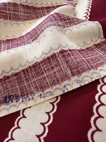 REMNANT Vintage Fabric 1950s Fancy Weave Light Weight Cotton w/ Burgundy Stripe Tootal Lystav 42cm x 40cm
