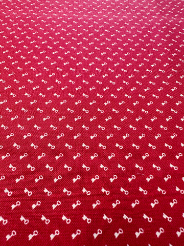 LAST PIECE Modern Fabric Windham Fabrics Devon Shirtings White Keys on Dark Coral Nancy Gere 112cm x 50cm