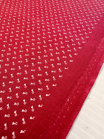 LAST PIECE Modern Fabric Windham Fabrics Devon Shirtings White Keys on Dark Coral Nancy Gere 112cm x 50cm