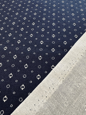 LAST PIECE Modern Fabric Windham Fabrics Devon Shirtings Blue Circle Nancy Gere 112cm x 50cm