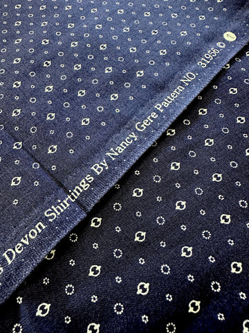 LAST PIECE Modern Fabric Windham Fabrics Devon Shirtings Blue Circle Nancy Gere 112cm x 50cm