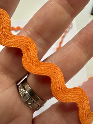 Vintage? Modern? Trim Ric Rac Orange Rayon 8mm Wide