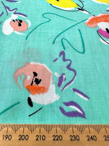 Vintage Fabric Painterly Flowers on Mint Green 80s Cotton 88cm Wide