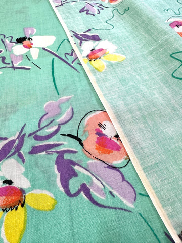 Vintage Fabric Painterly Flowers on Mint Green 80s Cotton 88cm Wide