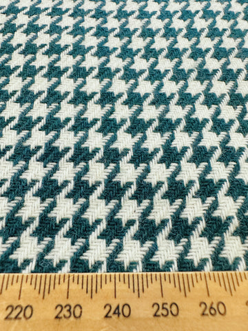 LAST PIECE Vintage Fabric 1980s? Forest Green Cream Houndstooth Wool? 90cm x 50cm