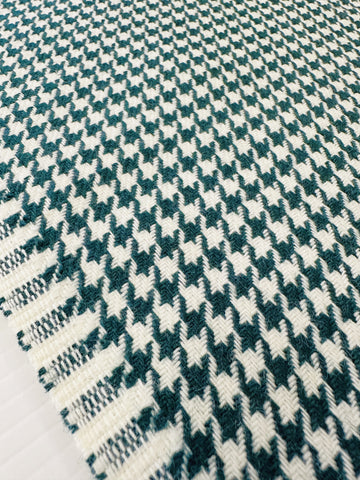 LAST PIECE Vintage Fabric 1980s? Forest Green Cream Houndstooth Wool? 90cm x 50cm