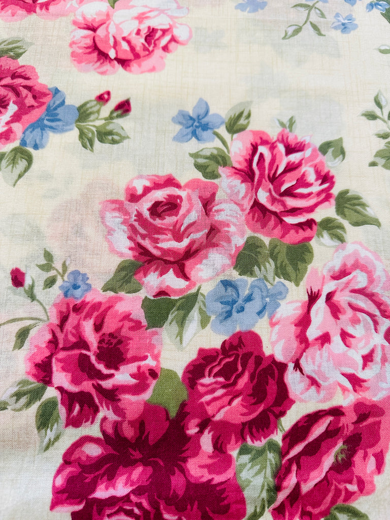 Vintage Fabric 1980s Large Floral Cluster Cotton Blend Pale Taupe Linen Look 120cm Wide