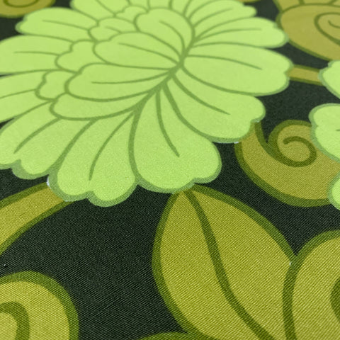 1.5m LEFT: Sublime green on green 70s early 80s Shanghai drapery cotton FQ+