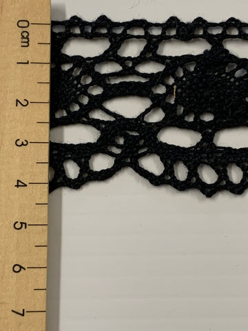 17m LEFT: Vintage 1980s black woven cotton lace trim 4.3cm high
