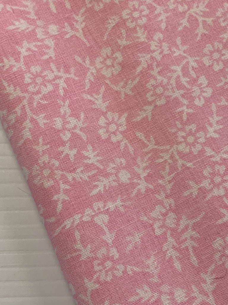 1m LEFT: Vintage 1980s Cotton Sheeting w/ Pink & White Floral - Laura Ashley?