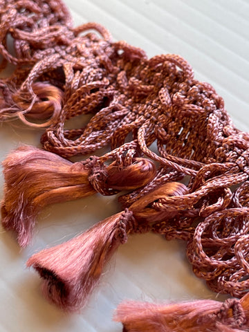 4.5m LEFT: Modern pale plum dusky pink rayon? tassle trim