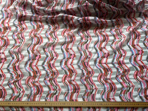 2.5m LEFT: Vintage Fabric 1970s 80s Sheer Polyester w/ Mod Abstract Waves