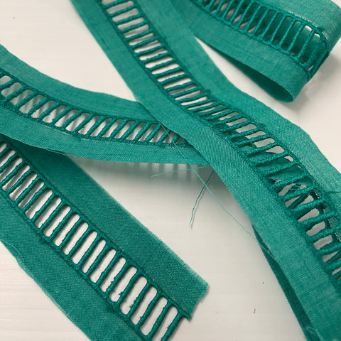 Vintage Trim 1970s? 80s? Emerald Green Insertion Cotton 30mm Wide
