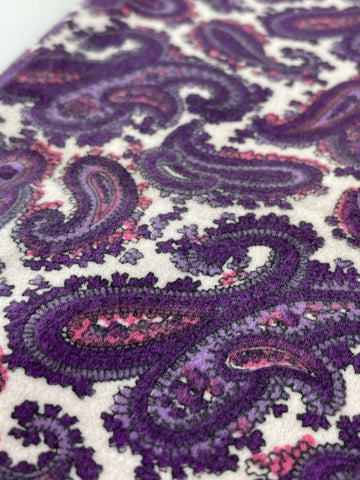 LAST 1/2m: Vintage Fabric 1960s 70s Retro Purple Paisley Cotton Flannelette