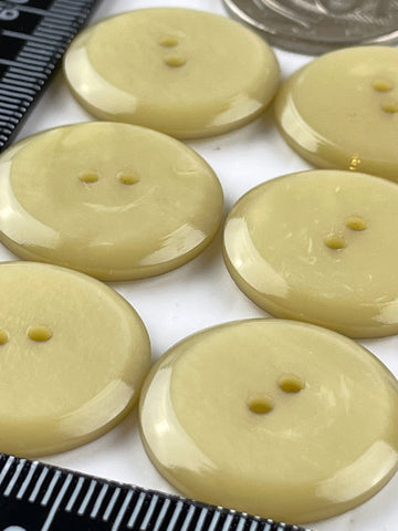 ONE SET ONLY: vintage shiny plastic pale yellow 2-hole buttons 23mm