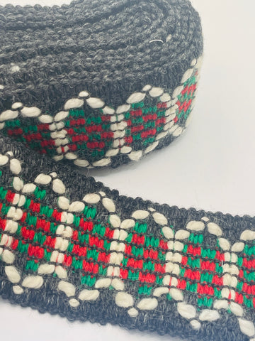 1.5m LEFT: Vintage 1970s woven hippie hippy trim 52mm wide