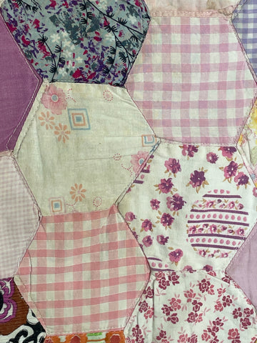 ONE ONLY: Handmade Patchwork Quilt 60s 70s Vintage Fabric Hexies 116cm x 128cm