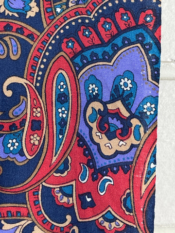 1.5m LEFT: Vintage 80s? Light Weight Floppy Rayon w/ Muted Paisley Pattern