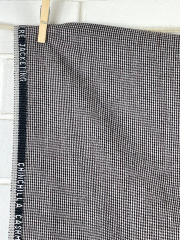 LESS THAN 1.5m LEFT: Chinchilla Cashmere Jacketing Super Soft Woven Luxury Monochrome