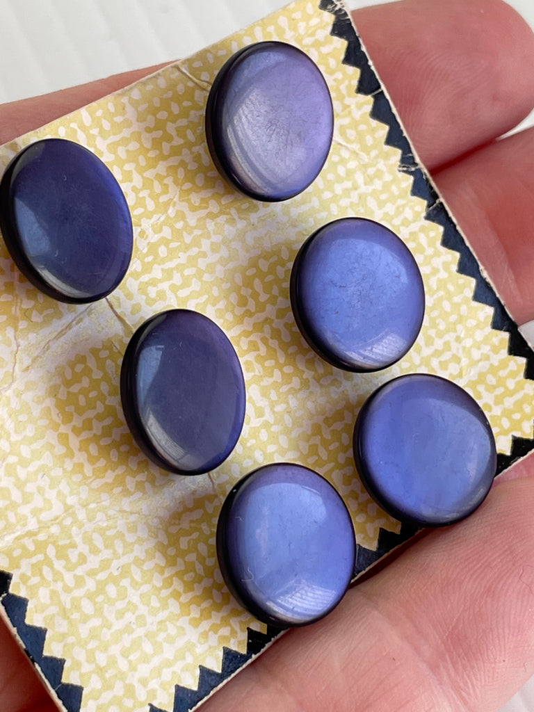 ONE SET ONLY: Vintage Beutron 6 x lustrous purple plastic shank buttons on card 13-14mm