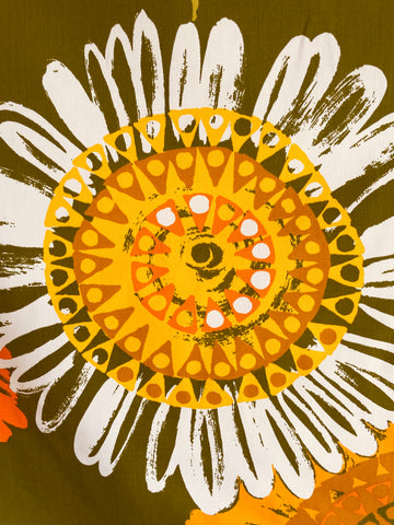 4m LEFT: Vintage Fabric 1960s 70s MCM Super Graphic Bright Sunflowers On Green Cotton