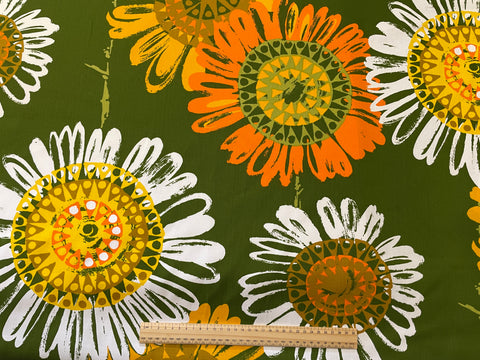4m LEFT: Vintage Fabric 1960s 70s MCM Super Graphic Bright Sunflowers On Green Cotton