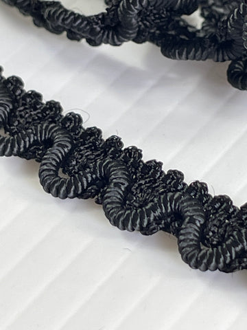 7m LEFT: vintage? ornate textured black rayon trim 1960s? 10mm wide