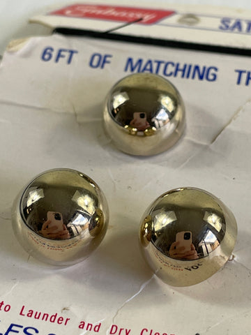 ONE SET ONLY: vintage 1970s high gold dome shank buttons on card 13mm
