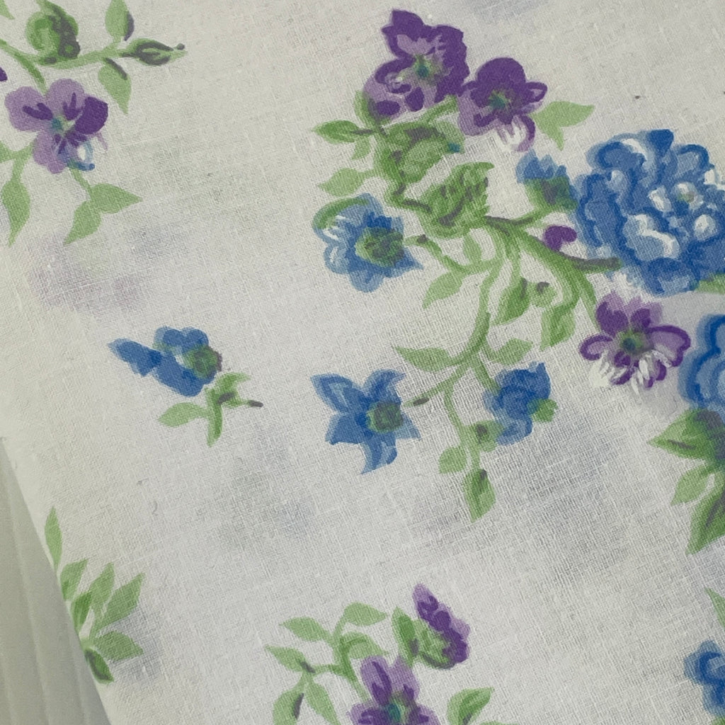 2m LEFT: Modern Cotton Blend Sheeting w/ White Base & Romantic Floral