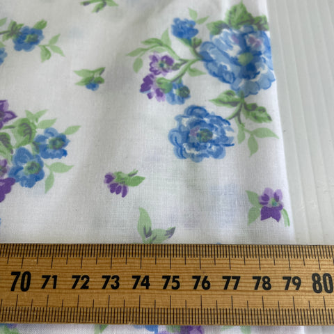 1m LEFT: Modern Cotton Blend Sheeting w/ White Base & Romantic Floral