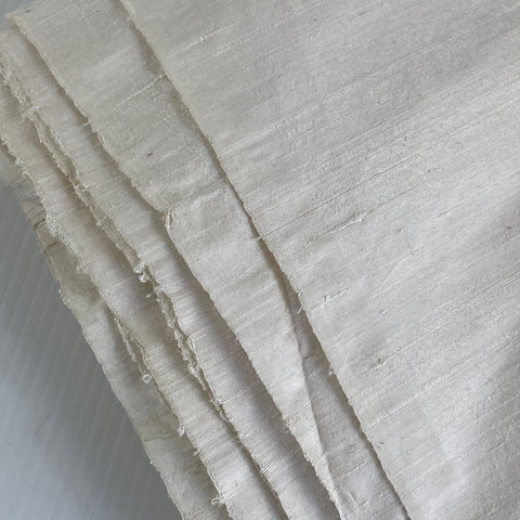 LAST 1/2m: Vintage Fabric 1980s Lustrous Silk Shantung White Cream Textured
