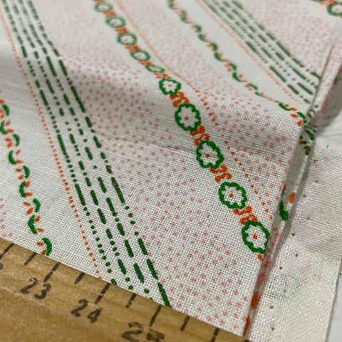2.5m LEFT: Vintage Sheeting 1970s 80s Unused Fabric w Tiny Retro Flowers