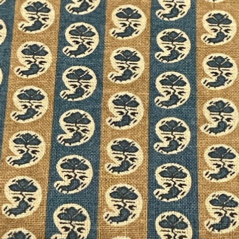 LAST 1/2m: Modern Fabric 1930s Reproduction Quilt Cotton Tiny Paisley Tan Blue