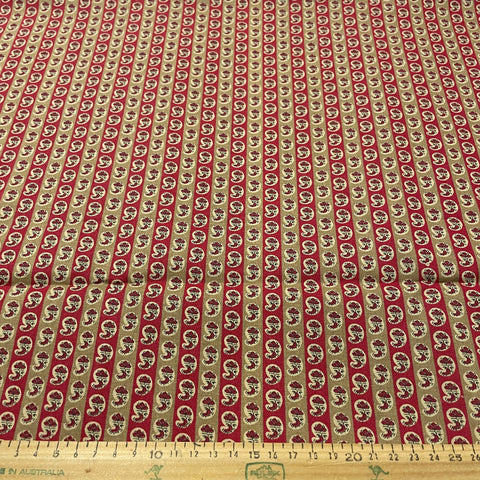 2m LEFT: Modern Fabric 1930s Reproduction Quilt Cotton Tiny Paisley Tan Red