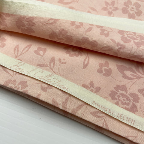 LAST 1/2m: Modern Lecien quilt cotton with muted pink floral FQ+